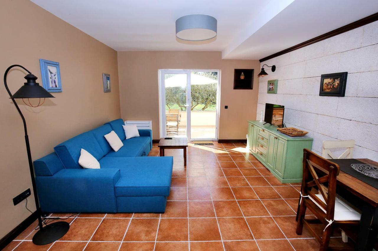 Apartment Yelica Zaton  Extérieur photo